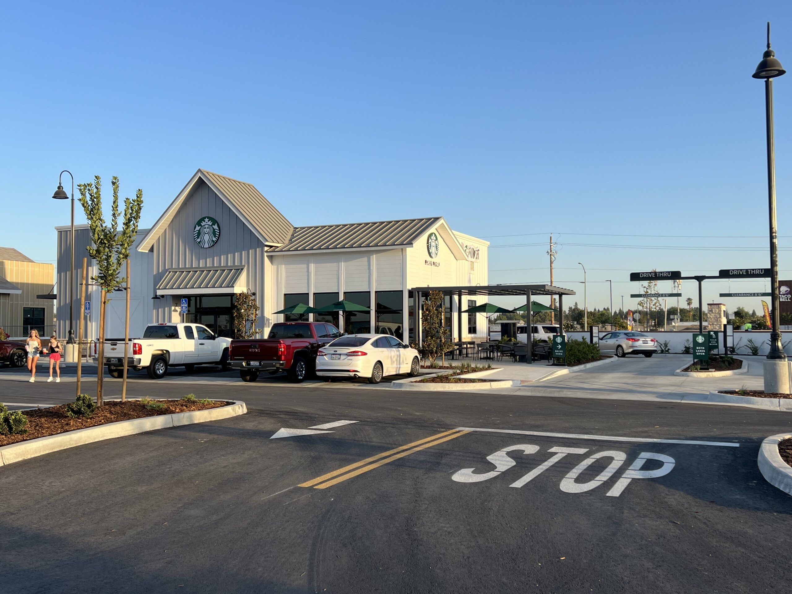 Starbucks Welcomes Coffee Lovers to a Brand-New Experience at The Ranch at Stockdale River Ranch