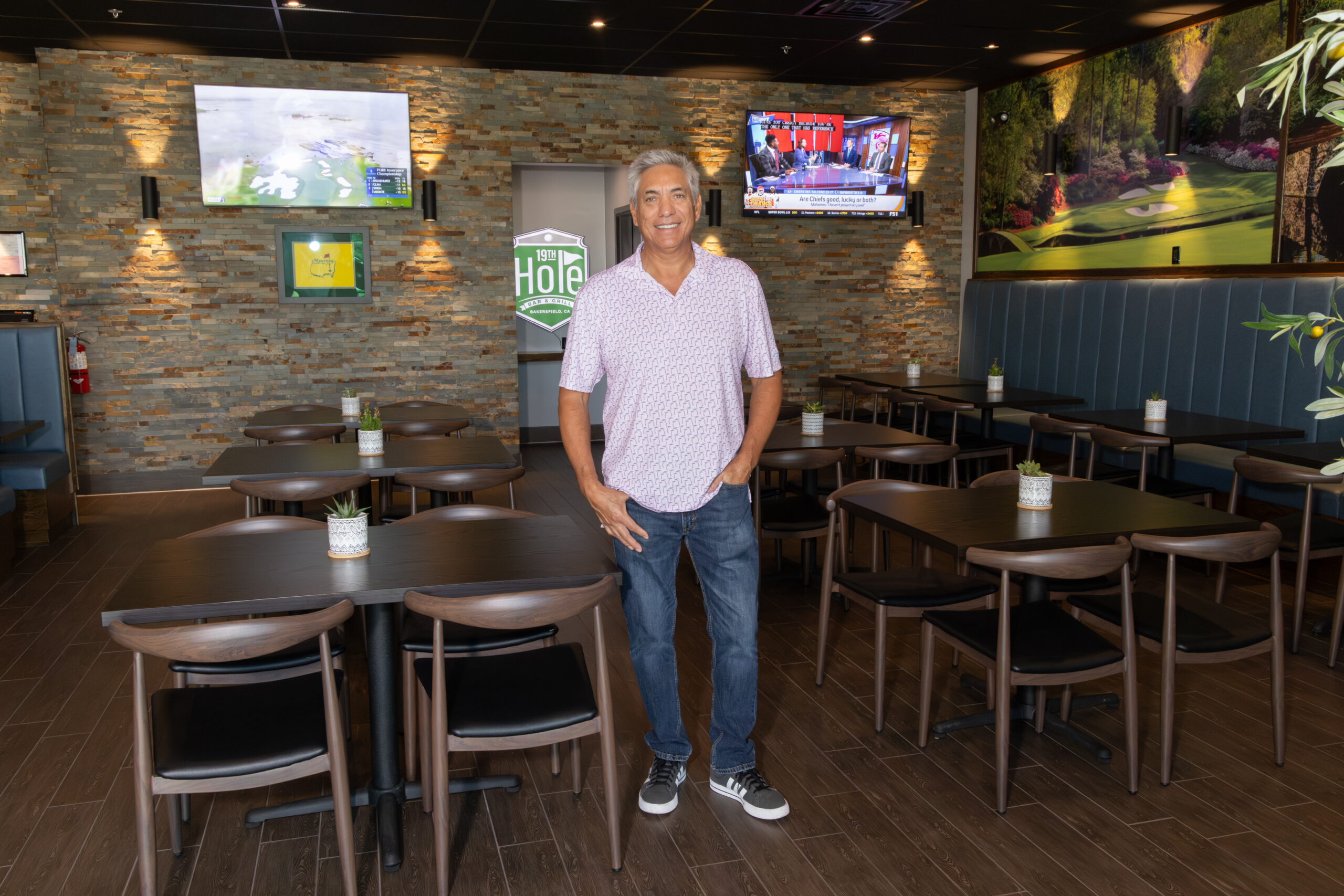 19th Hole Bar & Grill: The Newest Dining Experience in Belcourt Village
